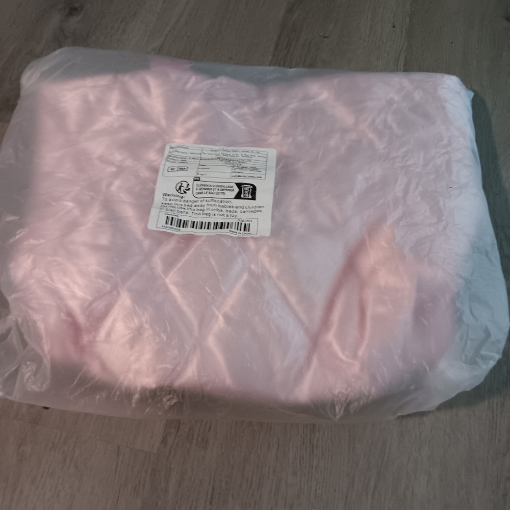 Pink Quilted Satin Tote Bag - Picture 4 of 4